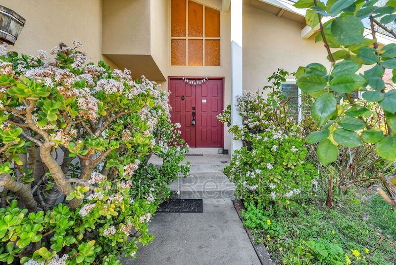 40232 San Sebastian Pl - Photo 2 of 44