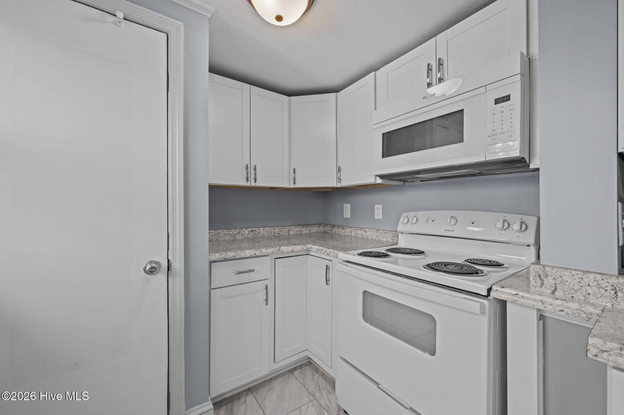 411 George St Unit 2 #2 - Photo 5 of 20