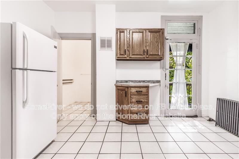 46 Tretow St - Photo 5 of 26