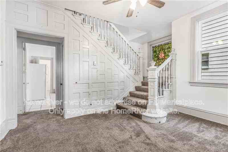 46 Tretow St - Photo 6 of 26