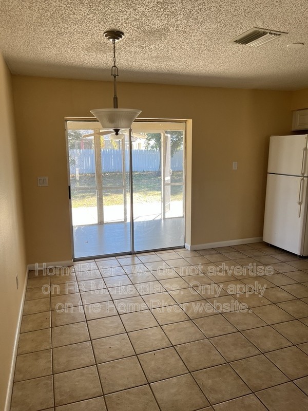 4219 Sw 7th Pl - Photo 5 of 17