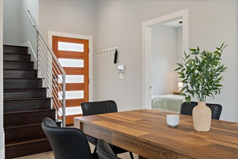 6301 Santos St - Photo 6 of 50