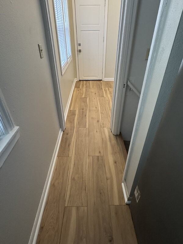 714 Ovid Ave - Photo 7 of 26