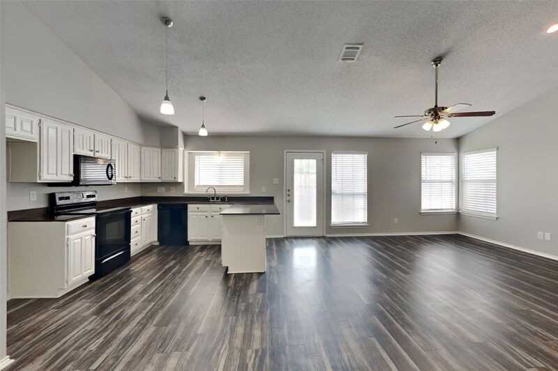 6704 Wesson Dr - Photo 5 of 21