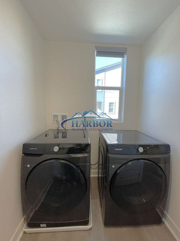 9506 Parker Ln - Photo 7 of 17