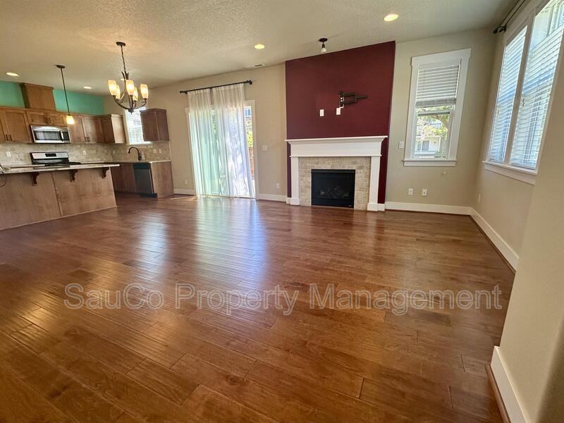 456 Sw 203rd Ter - Photo 3 of 22