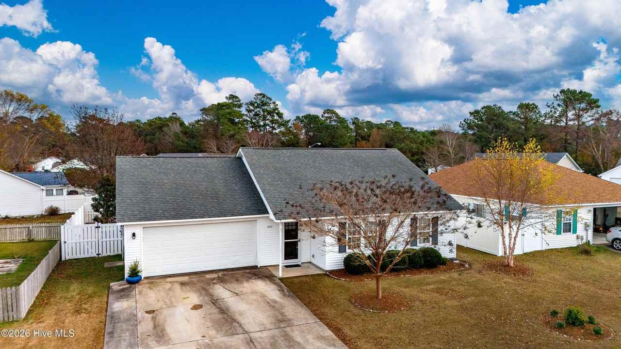 602 Worth Dr - Photo 2 of 43