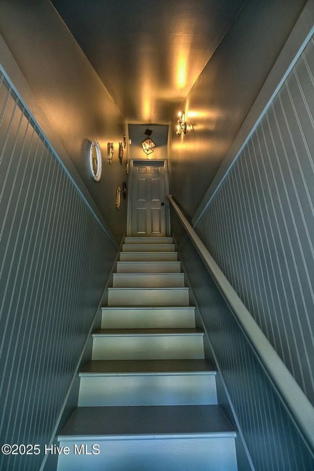 5 Queen St Unit B #B - Photo 2 of 27