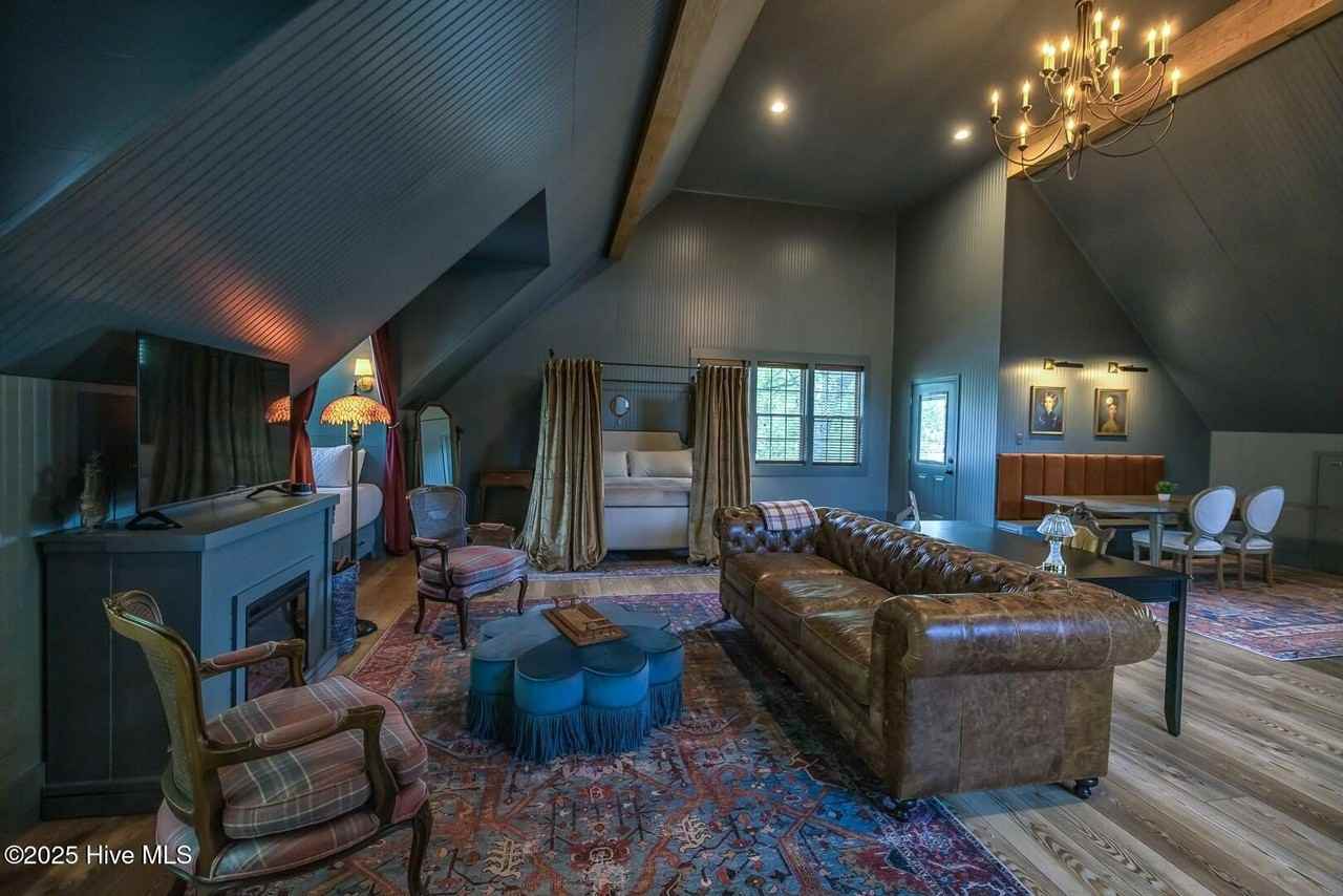 5 Queen St Unit B #B - Photo 4 of 27