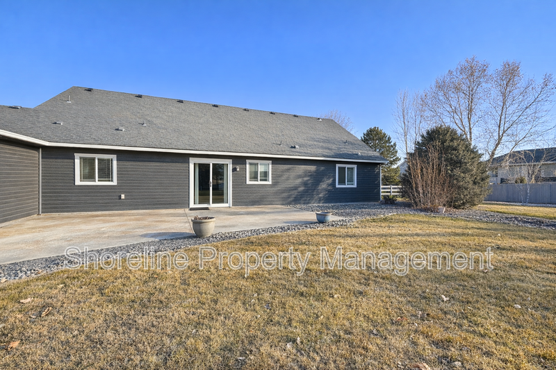 18165 Midland Blvd - Photo 3 of 11