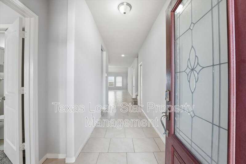 719 Longstreet Dr - Photo 4 of 11