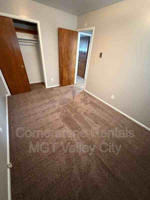 807 3rd St Sw - Photo 7 of 15