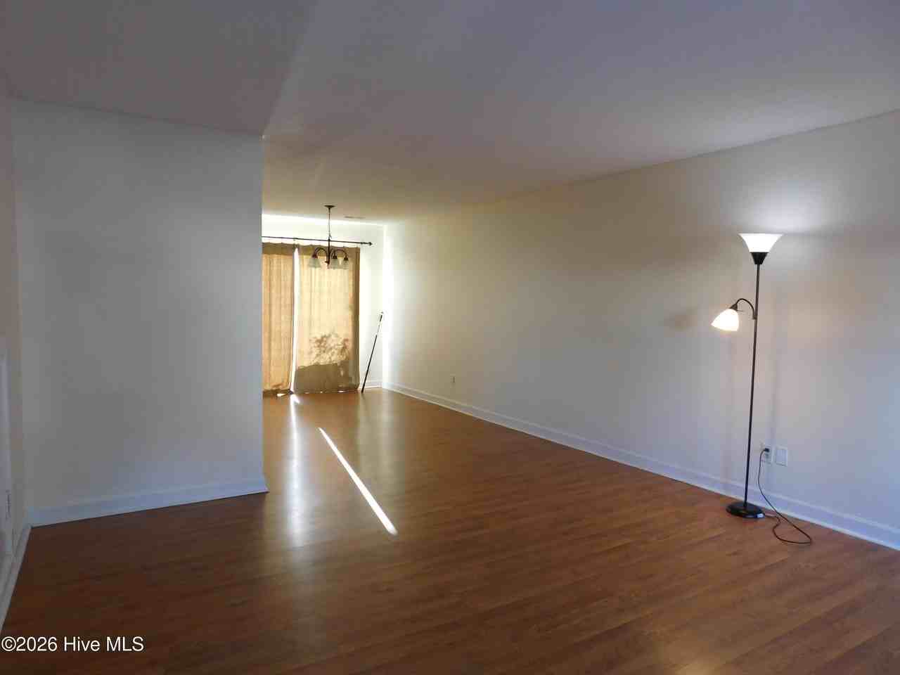 1104 Karen Dr Apt D8 #D8 - Photo 3 of 21