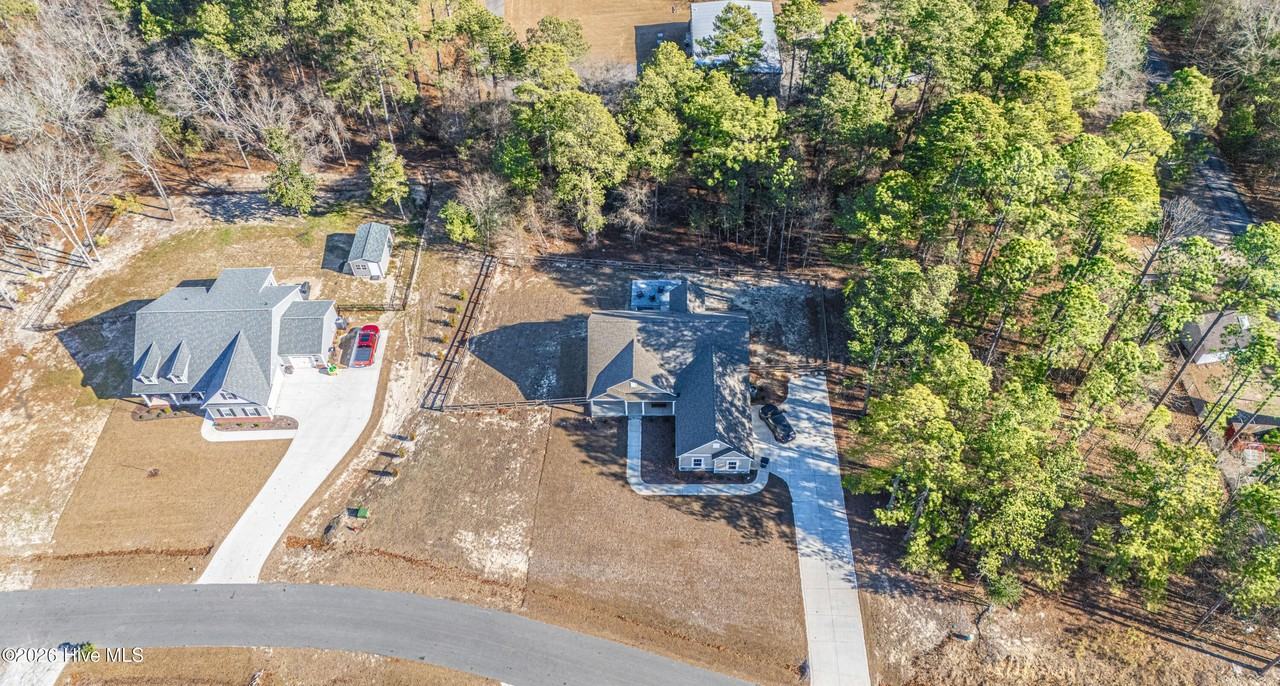 159 Courtland Cir - Photo 6 of 50