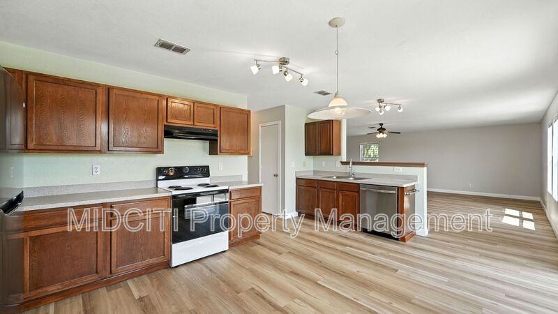 209 Hinge Loop - Photo 4 of 37