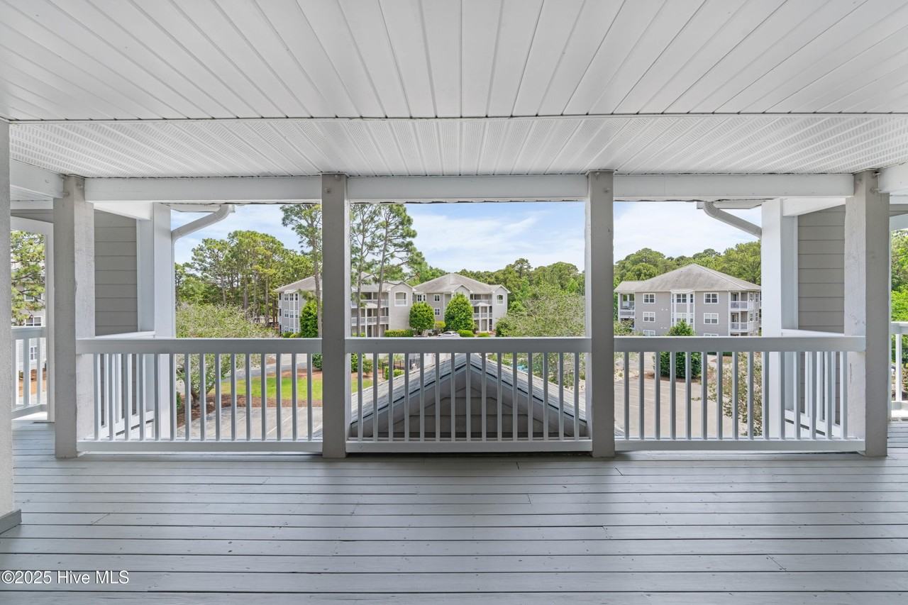 3030 Marsh Winds Cir Unit 405 #405 - Photo 2 of 20