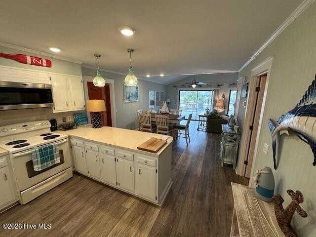 38 Newport St - Photo 2 of 19