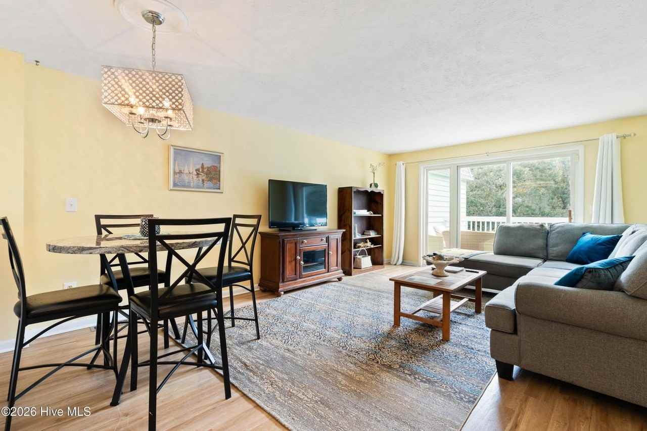 2304 Surfrider Cir Unit C #C - Photo 5 of 19