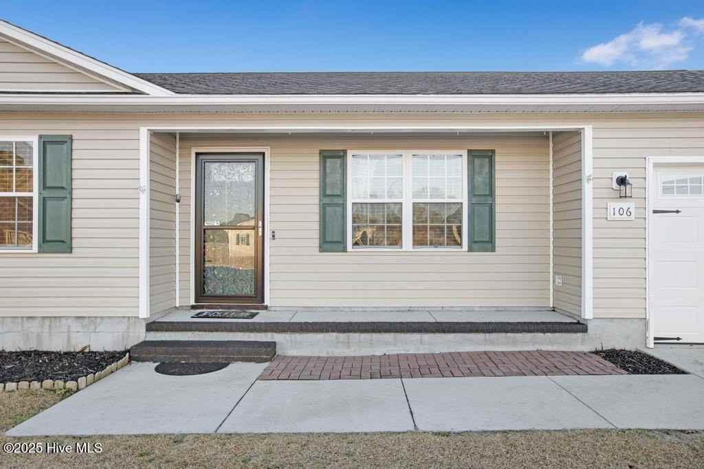 106 Lois Ct - Photo 2 of 23