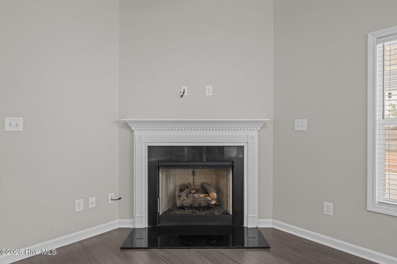 339 Station House Rd - Photo 6 of 33