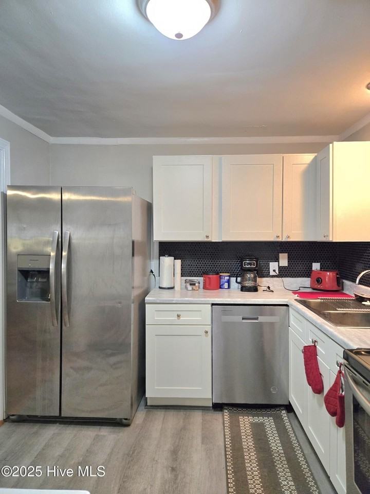 307 Clairmont Cir - Photo 7 of 17