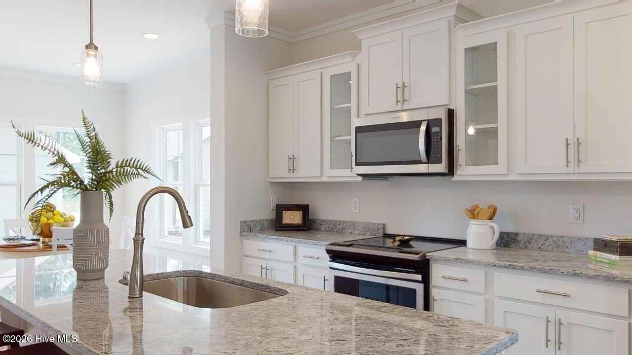 264 Springwood Way - Photo 2 of 14