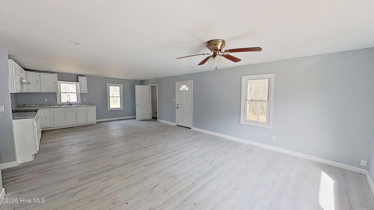 770 Church St - Photo 2 of 22