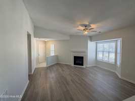 featured image of 4142 Breezewood Dr Apt 201 #201