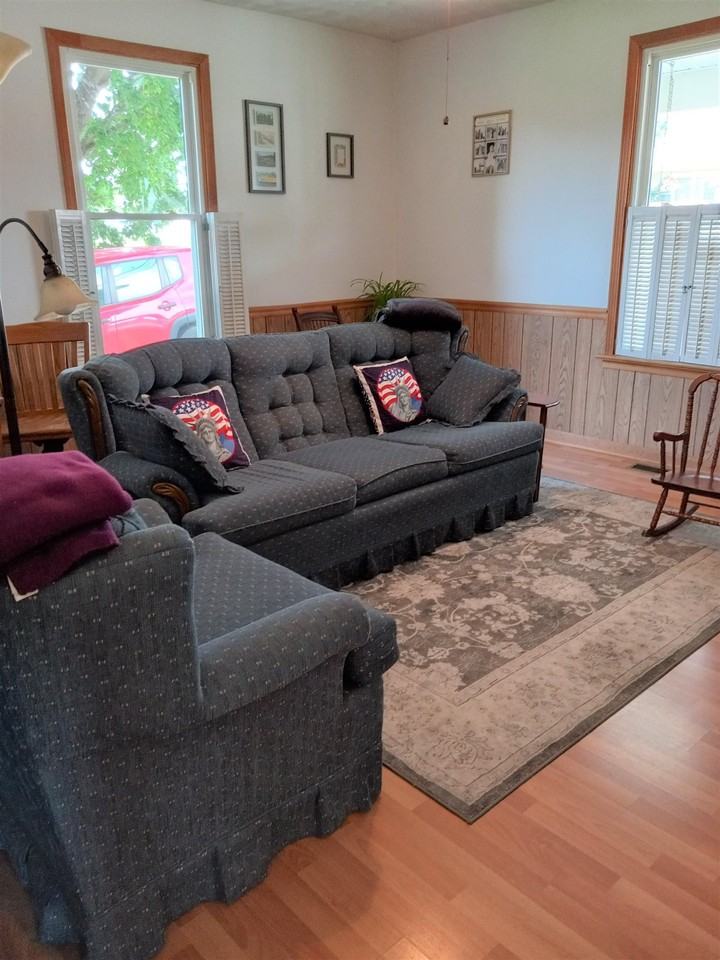 1163 Keezletown Rd - Photo 5 of 26