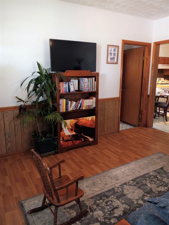 1163 Keezletown Rd - Photo 6 of 26