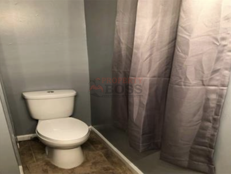 802 Pine St - Photo 5 of 10