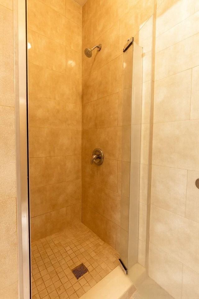 1110 White St #1 - Photo 7 of 8