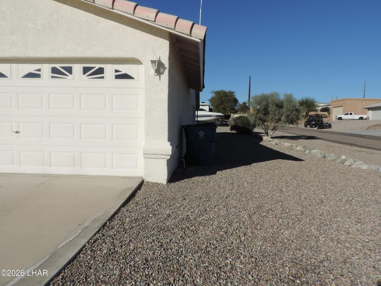 1697 Cardinal Dr - Photo 2 of 19