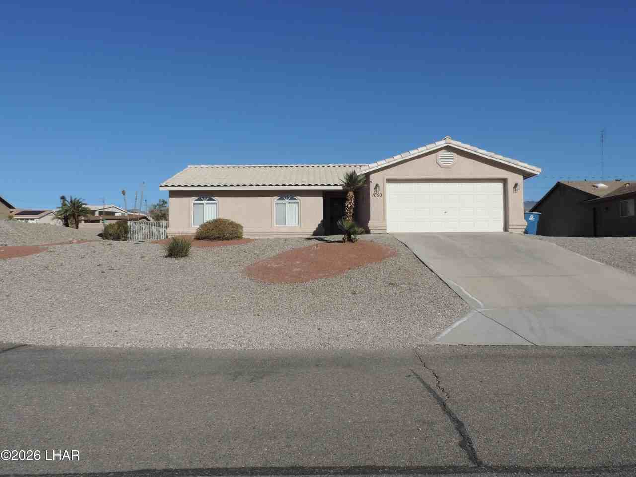 1050 Date Dr - Photo 2 of 23