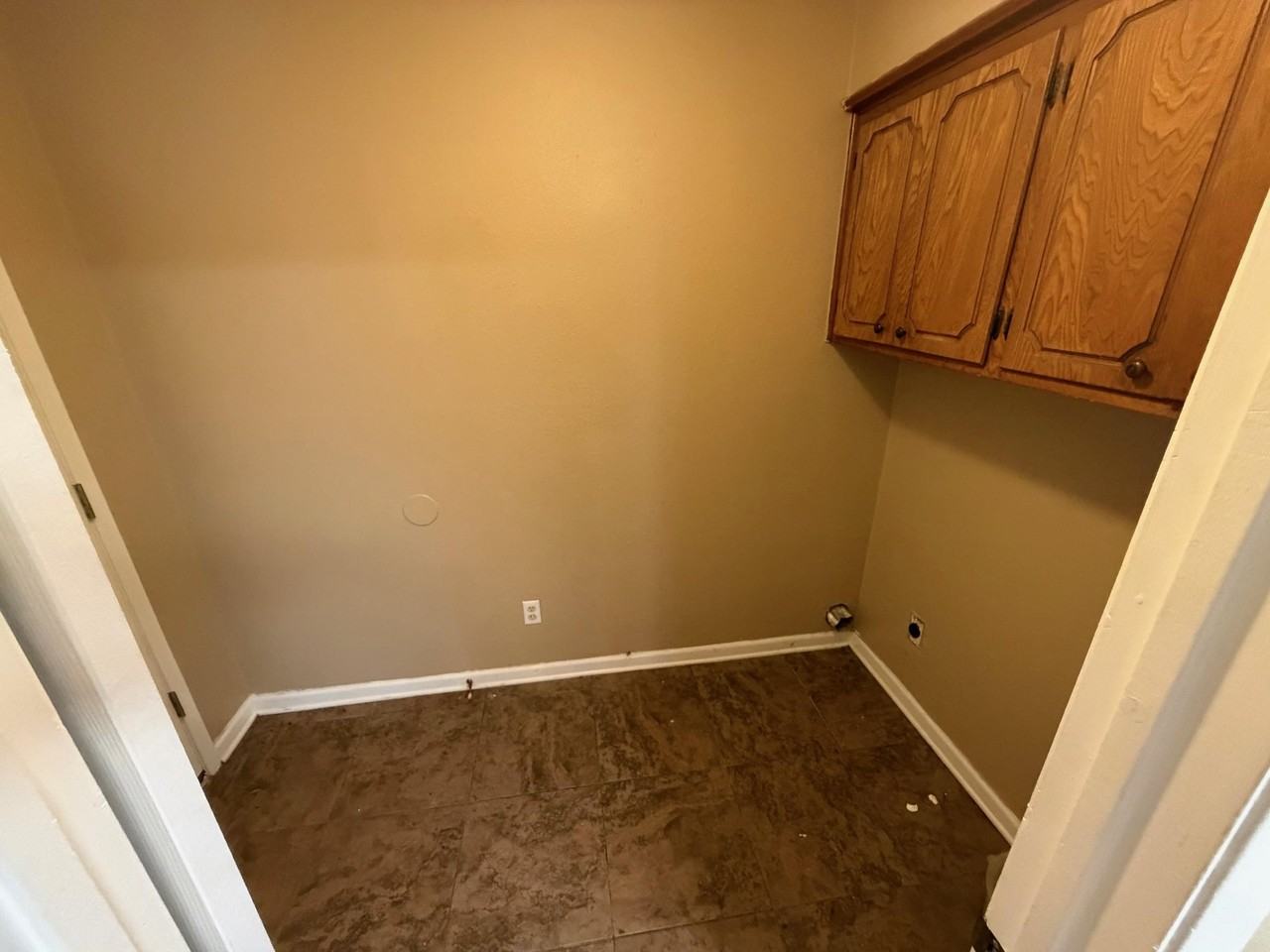 3411B Denson Dr - Photo 3 of 8