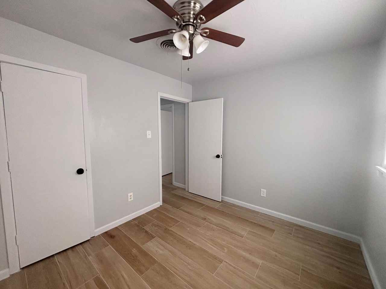 2409 45th St Unit 8 #8 - Photo 7 of 8