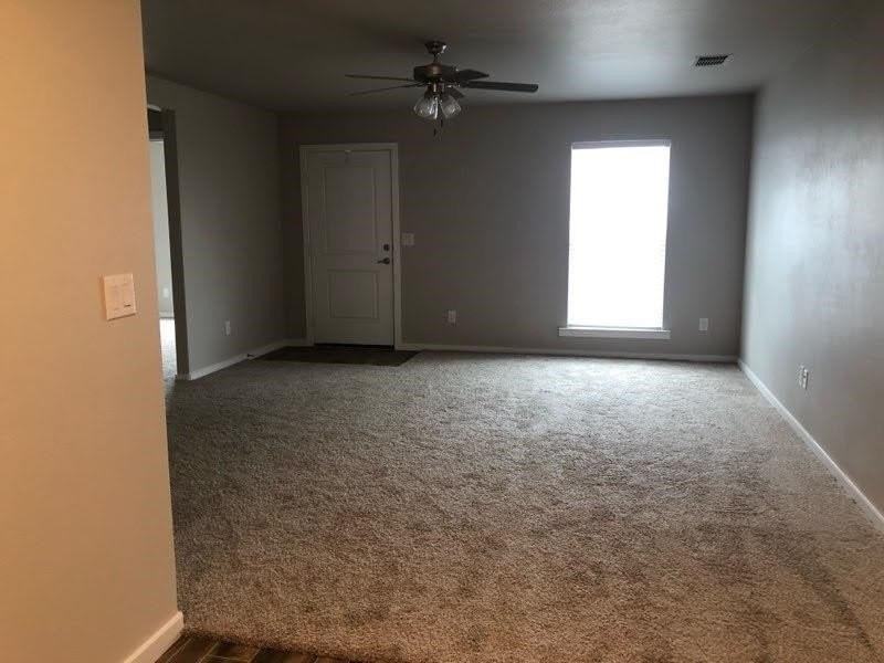 13809 Paris Ave - Photo 2 of 7