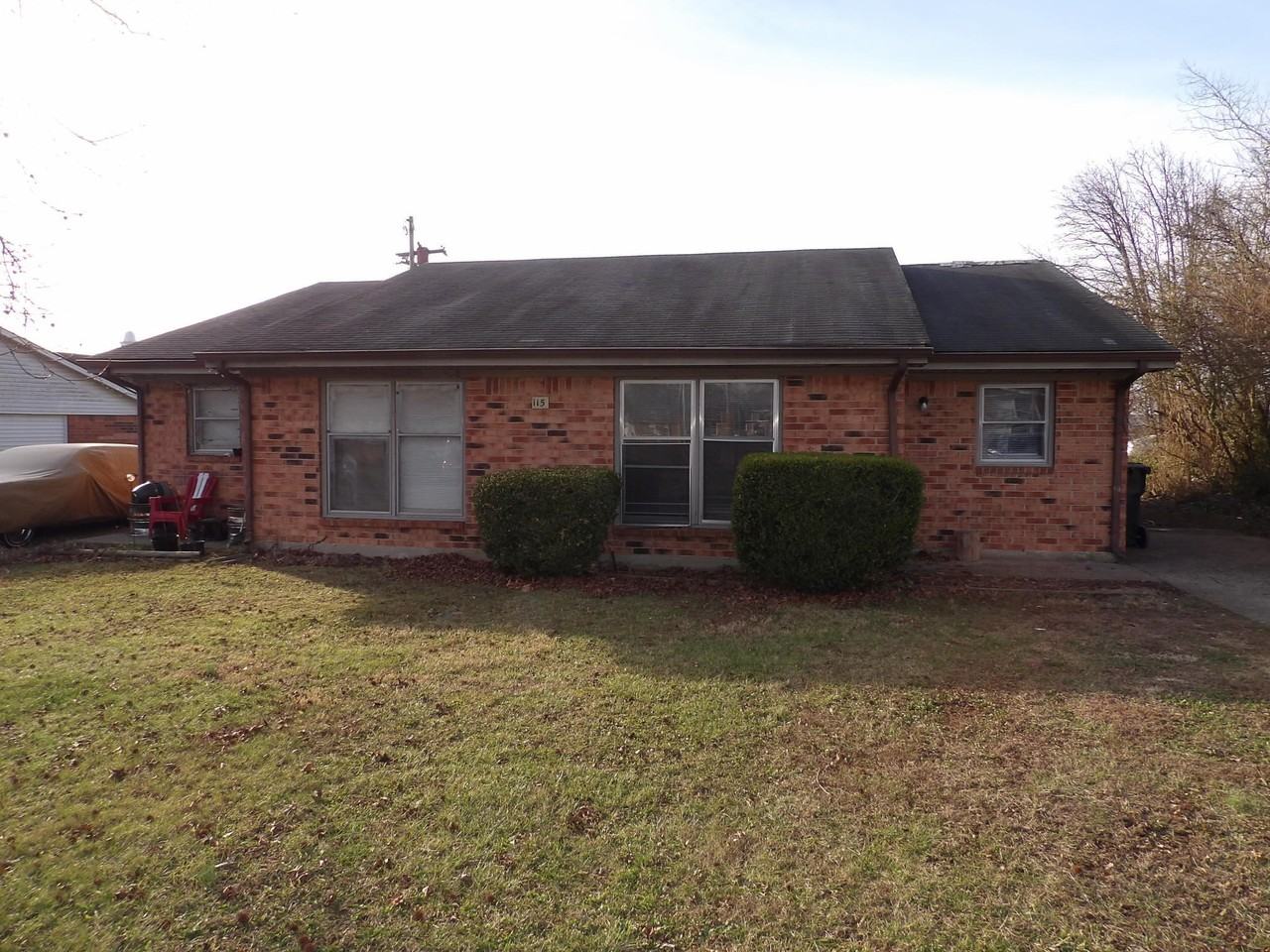 115 Potomac Ct Unit B #B - Photo 2 of 50