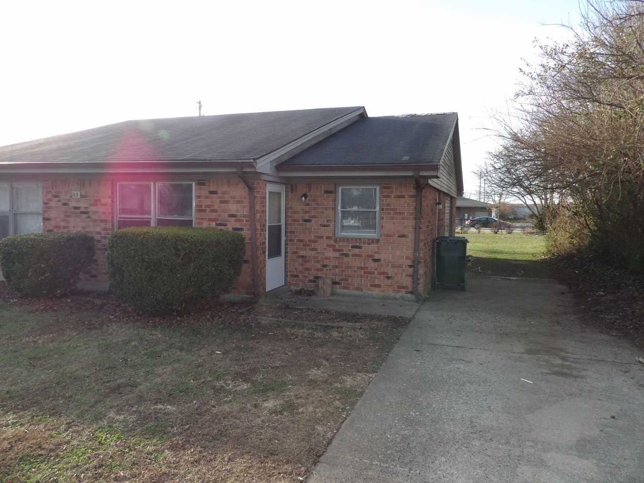 115 Potomac Ct Unit B #B - Photo 3 of 50