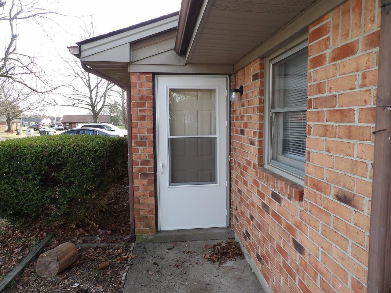 115 Potomac Ct Unit B #B - Photo 4 of 50