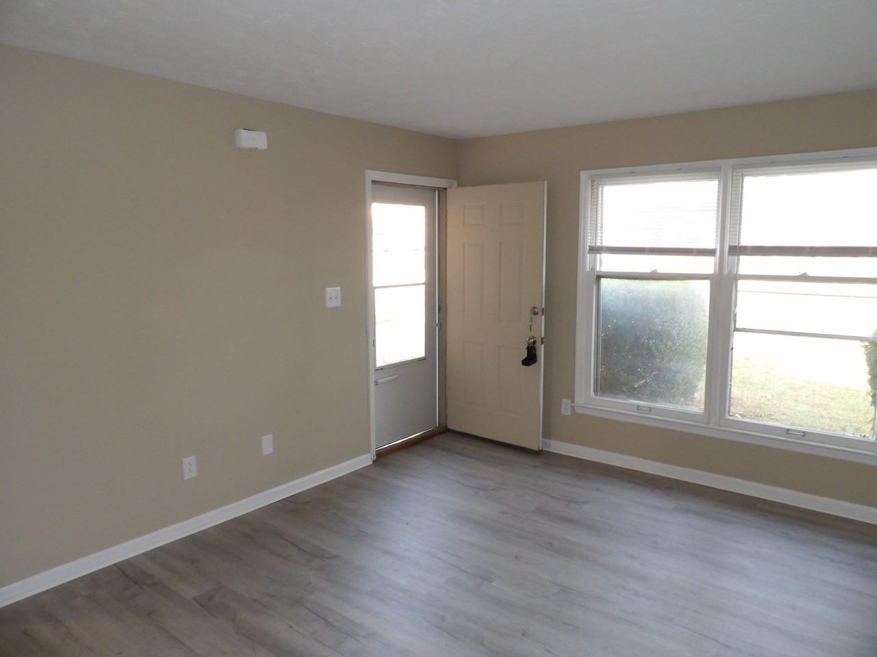 115 Potomac Ct Unit B #B - Photo 5 of 50