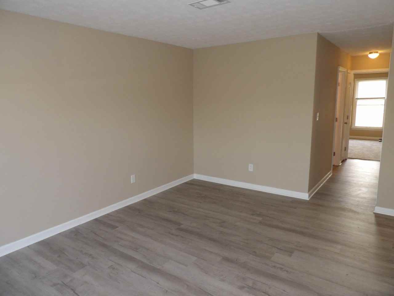 115 Potomac Ct Unit B #B - Photo 6 of 50