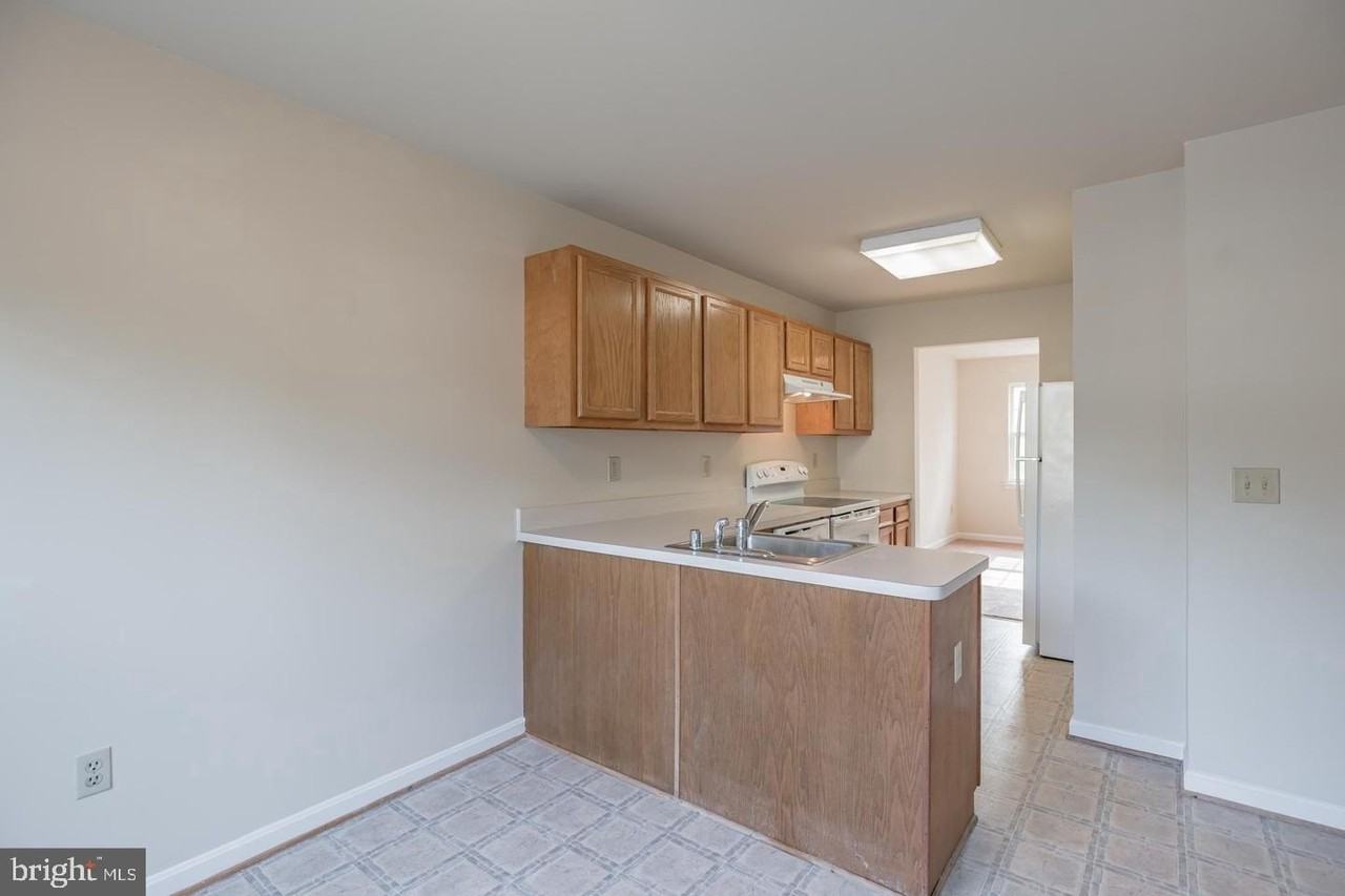 8549 E St - Photo 6 of 10