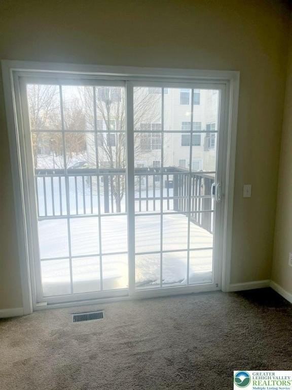 8514 Gateway Rd - Photo 3 of 24