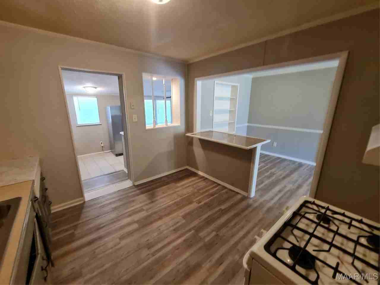 1128 Karen Rd - Photo 6 of 22