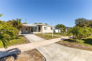 featured image of 8531 Sw 27th Ter