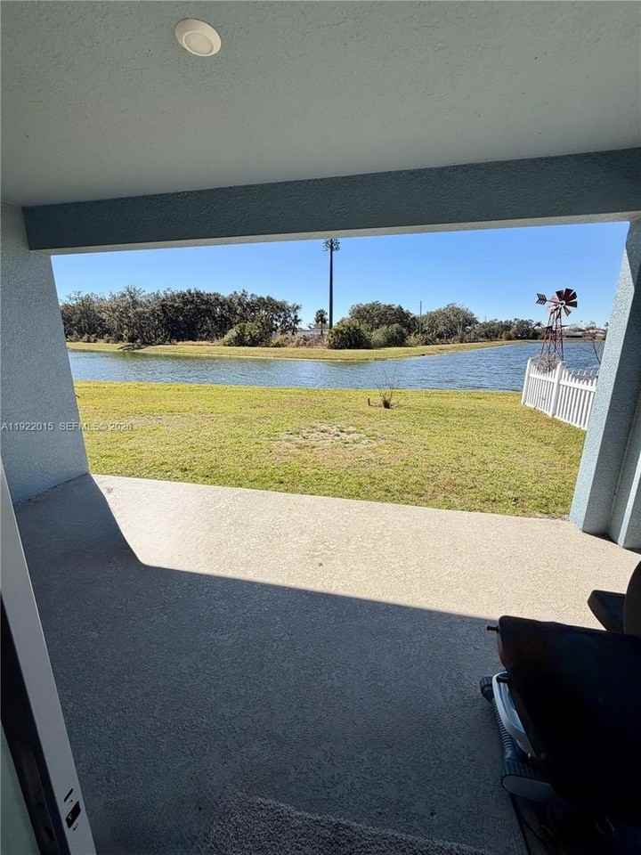 1717 Bull Hill Rd - Photo 4 of 12