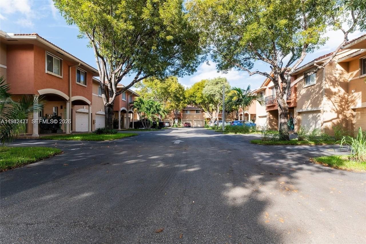 59 Se 3rd Ave #59 - Photo 2 of 32