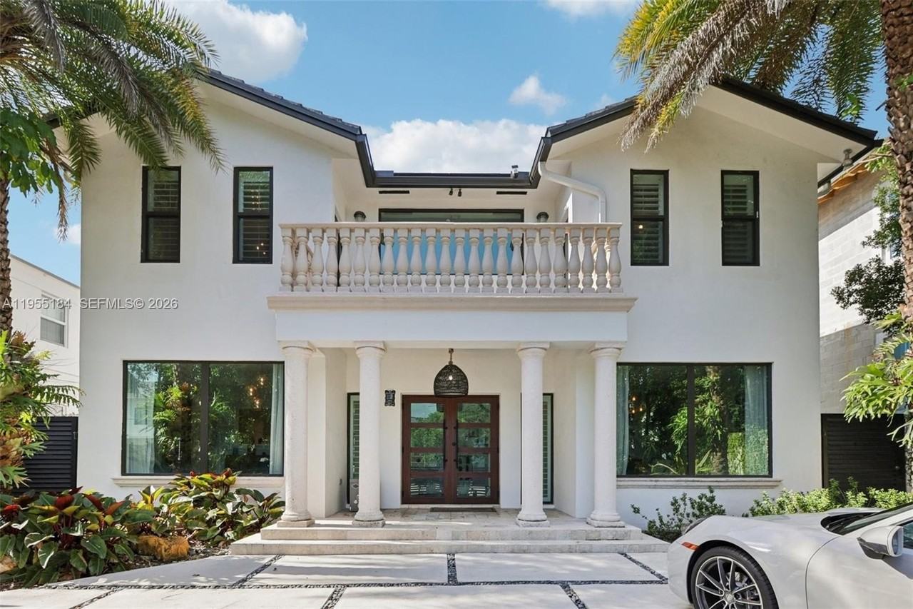 34 Sw 22nd Rd #NA - Photo 4 of 31