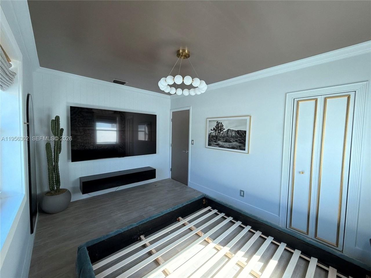 1532 N Andrews Ave - Photo 5 of 34